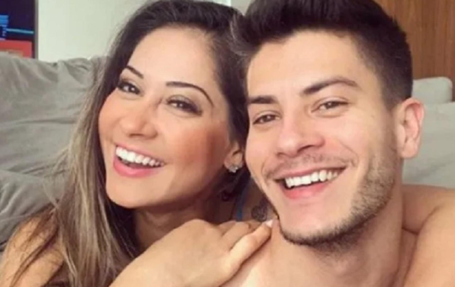 Mayra Cardi E Arthur Aguiar Estao Hospedados No Mesmo Local Em Ilhabela